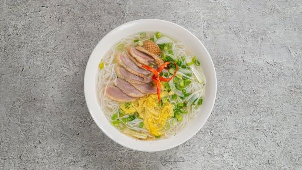 16. Bun Rice Noodle Soup With Duck & Bamboo Shoots
